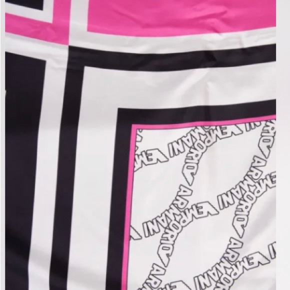 RRP €300 EMPORIO ARMANI Silk Satin Scarf Logo Print Double Layered Made in Italy - Picture 5 of 5